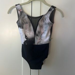LuckyLeo Leotard